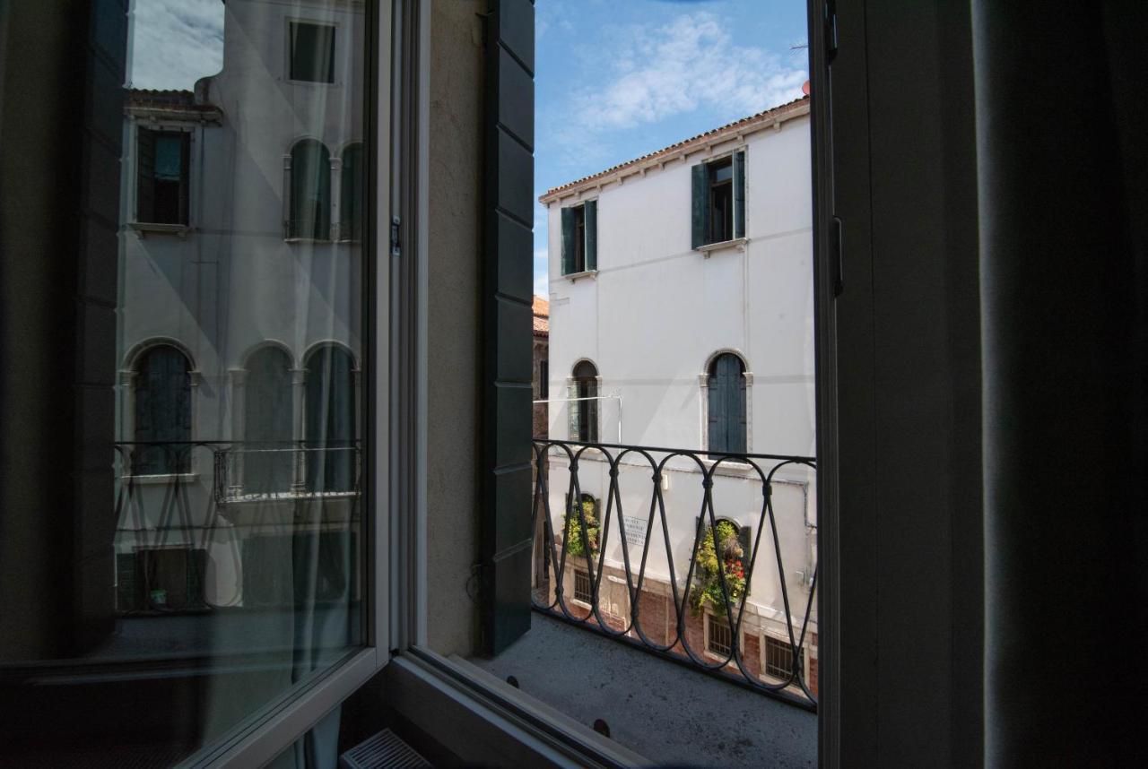 Appartamento Delle Vele Venesia Bagian luar foto